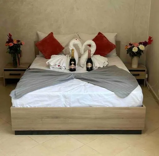 Appartement Haut Standing 3 Chambres Avec Terasse Quartier Gueliz Hivernage A Marrakech I19